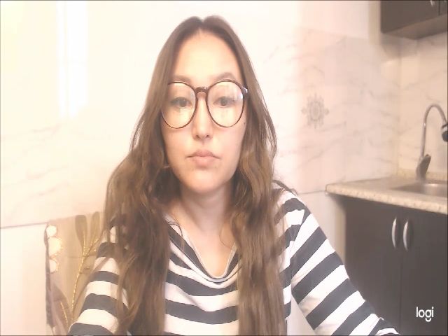 Live sex webcam photo for HrnyTeacher #254007817