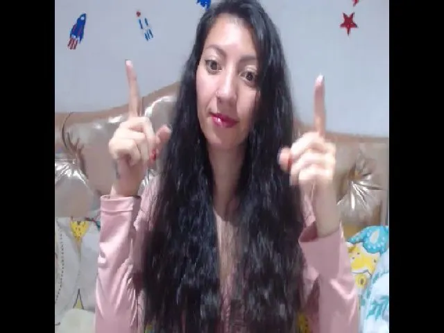 Live sex webcam photo for Kaymilf #253238277