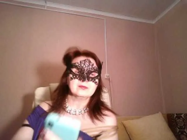 Live sex webcam photo for leeloofire #241143459