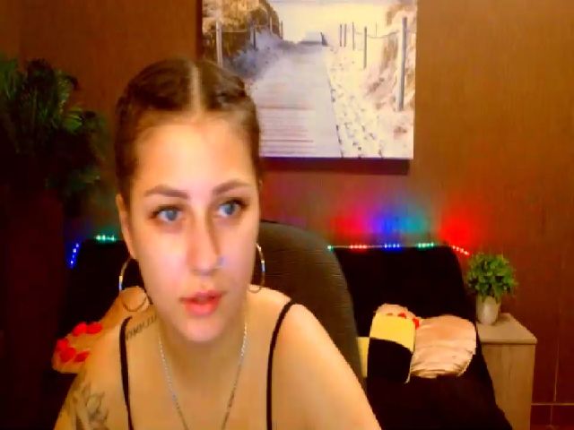 Live sex webcam photo for MsDream_ #261479038