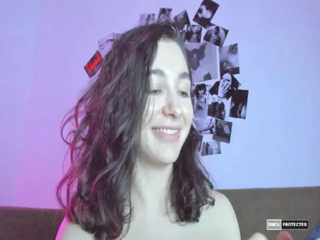 Live sex webcam photo for SpicyTrouble #254885536