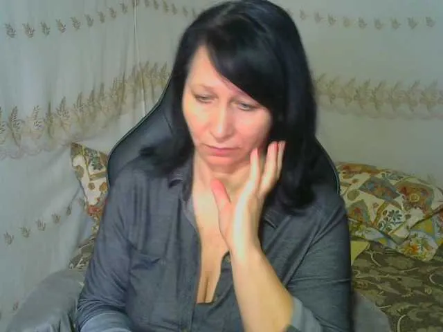 Live sex webcam photo for xxdaryaxx #241219645