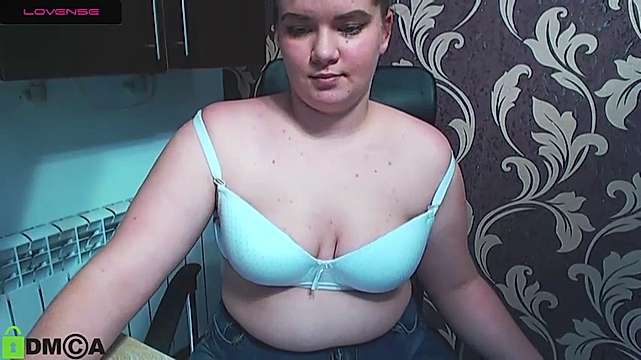 Live sex webcam photo for LoliVinx #244968838