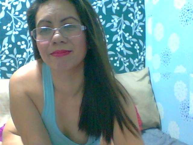 Live sex webcam photo for Scarletteb #253959728