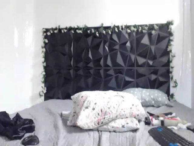 Live sex webcam photo for reyyanAslan #259331298