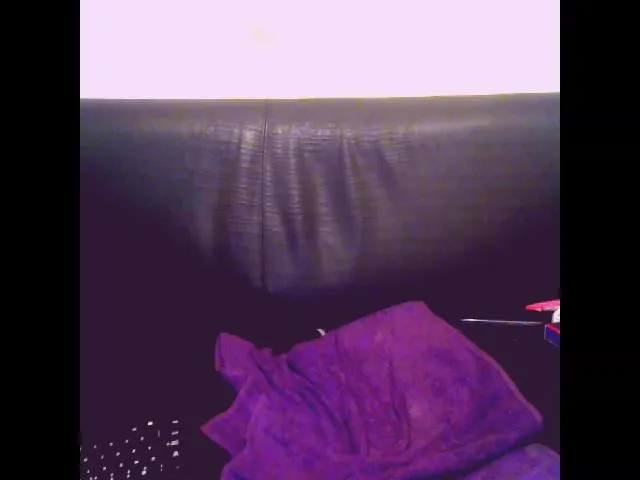 Live sex webcam photo for Sexygeny #255141754