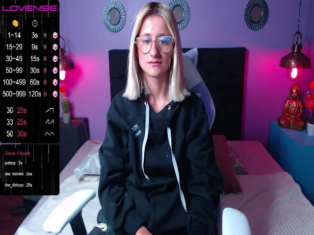 Live sex webcam photo for Silvana_21_ #260824662