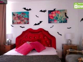 Live sex webcam photo for BostonLya #240660344