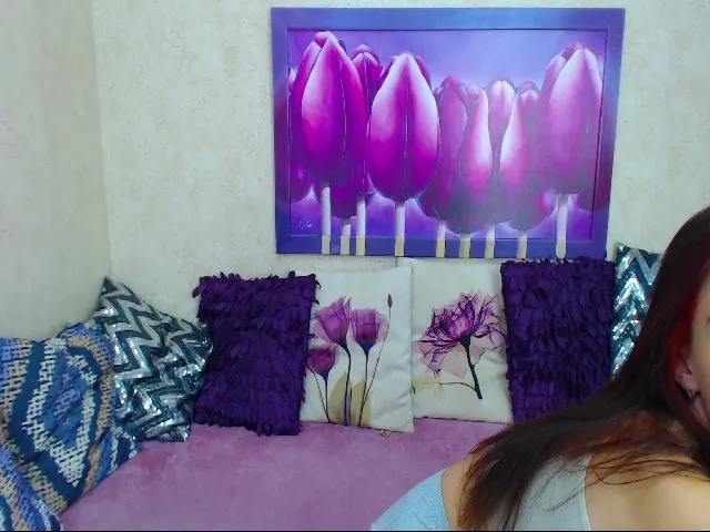 Live sex webcam photo for BlueAbelle #259185555