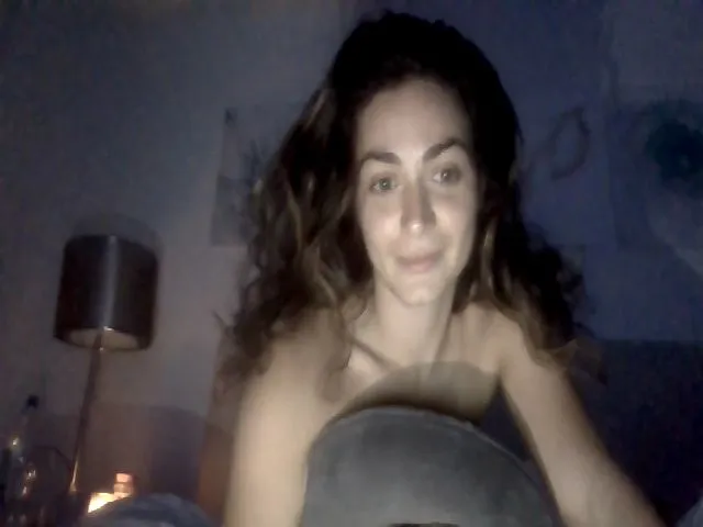 Live sex webcam photo for Diva_Roselena #263435924