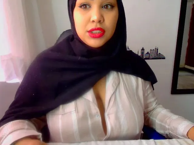 Live sex webcam photo for Shalyn_ #253181461