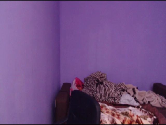 Live sex webcam photo for LoveJulliette #256824156