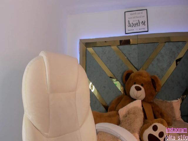 Live sex webcam photo for LoliSweet #260454441