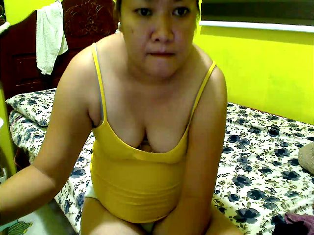 Live sex webcam photo for LiL_Spermaid #260358735