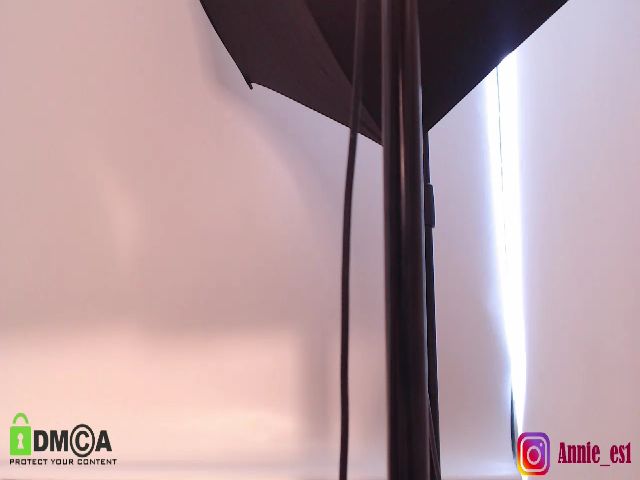 Live sex webcam photo for Annie_es #261491302