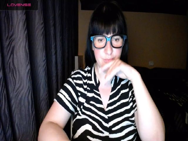 Live sex webcam photo for NoNameXY #261677792