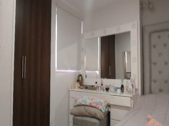 Live sex webcam photo for Anny_Paradise #254155547