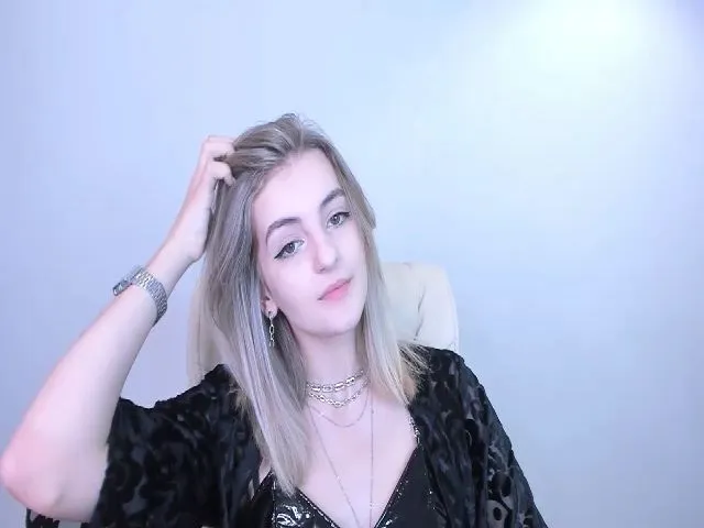 Live sex webcam photo for HelelGretta #252901097