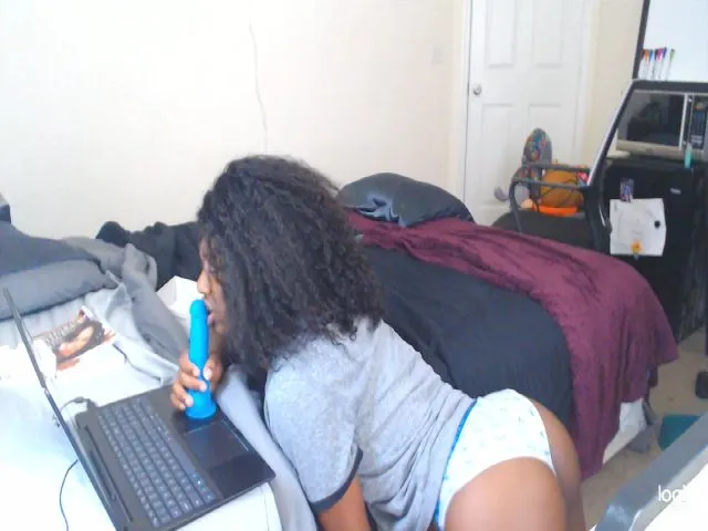 Live sex webcam photo for Seven #260125368
