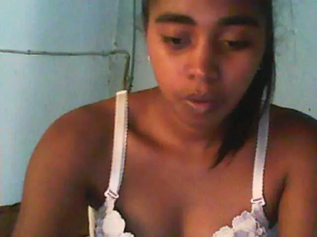 Live sex webcam photo for goodgirl #240886695