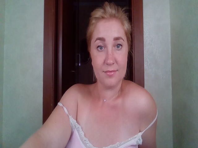 Live sex webcam photo for Ollydoll1 #258987966