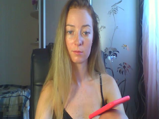 Live sex webcam photo for Milana_Candy #262033123