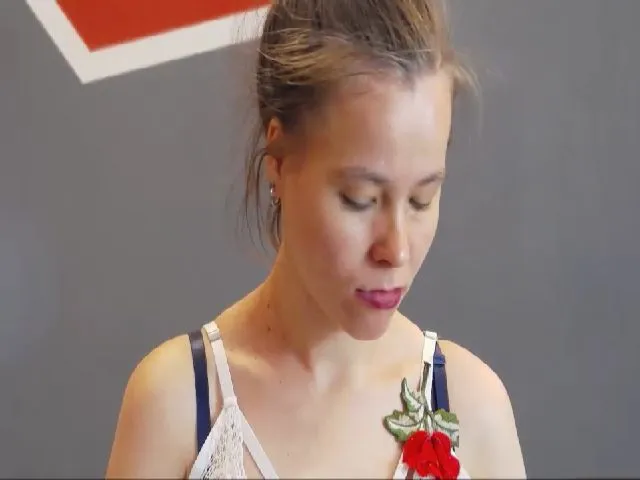 Live sex webcam photo for SimplyJoy #262473725
