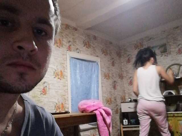 Live sex webcam photo for Agilarina1 #241292716