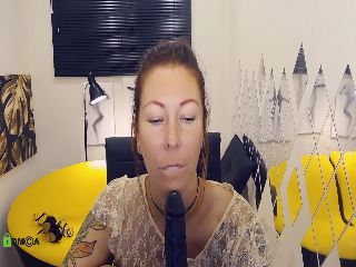 Live sex webcam photo for MarvelousLilu #251838932