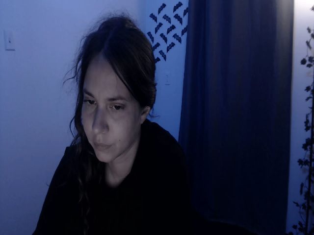 Live sex webcam photo for LadyMarceline #261130718