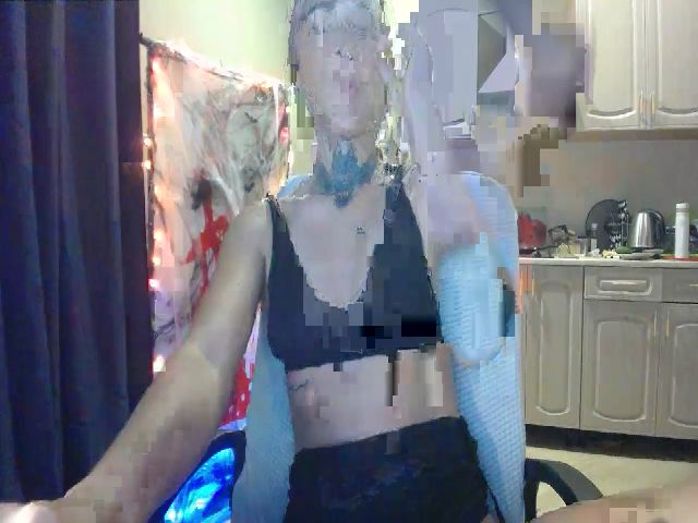 Live sex webcam photo for Angie_Wild #252301513