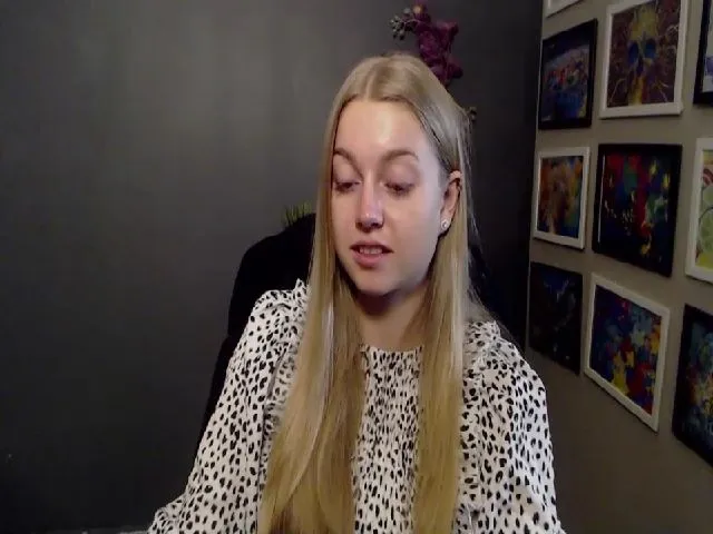 Live sex webcam photo for LUSTerica #263528285