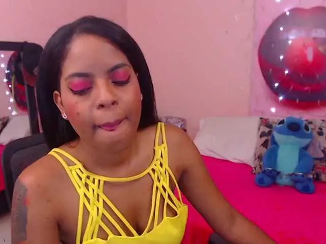 Live sex webcam photo for Annieebony #241410044