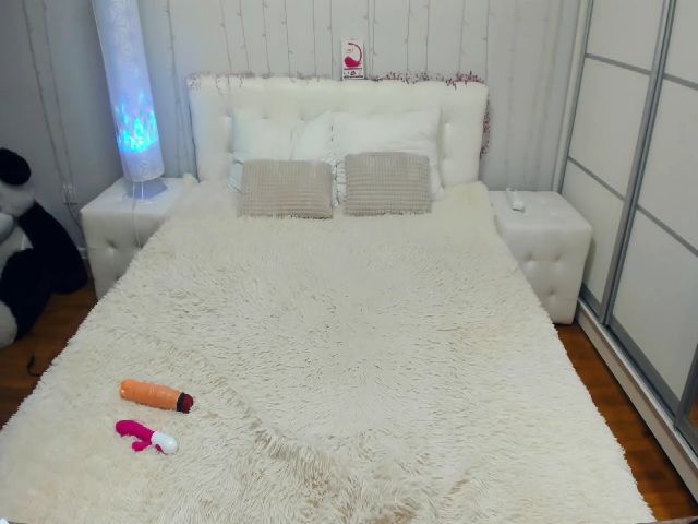 Live sex webcam photo for Great_Boobss #261586784