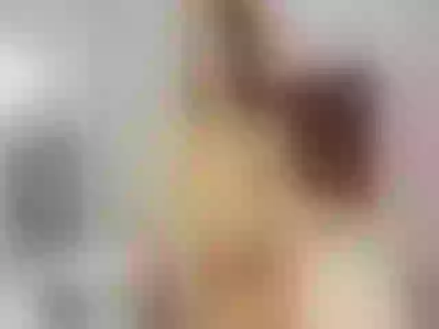 Live sex webcam photo for LittleRed2u #254658807