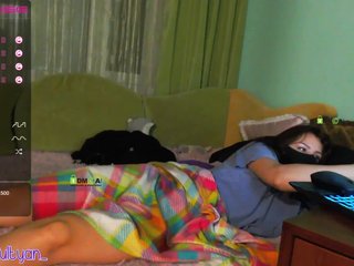 Live sex webcam photo for SinfulTyan #240878450