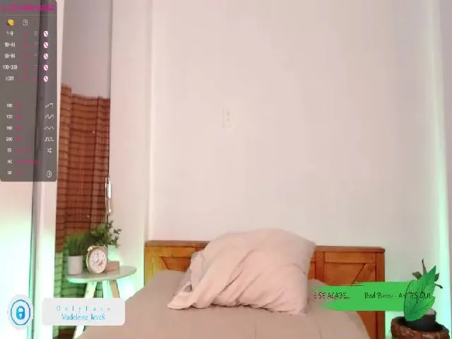 Live sex webcam photo for MadelinLove #252969969