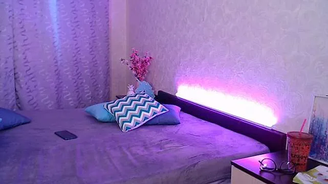 Live sex webcam photo for LindseyMars #244987922