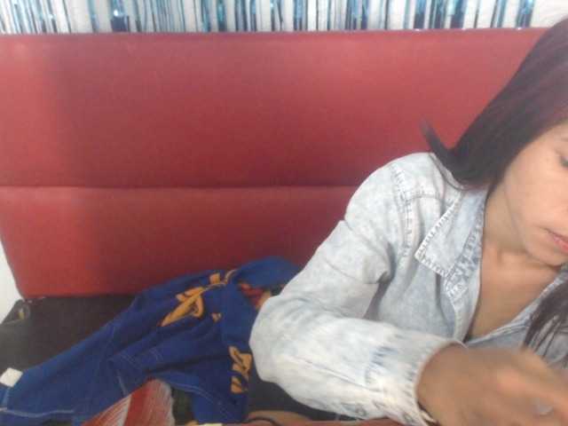 Live sex webcam photo for sweetpretty #246007545