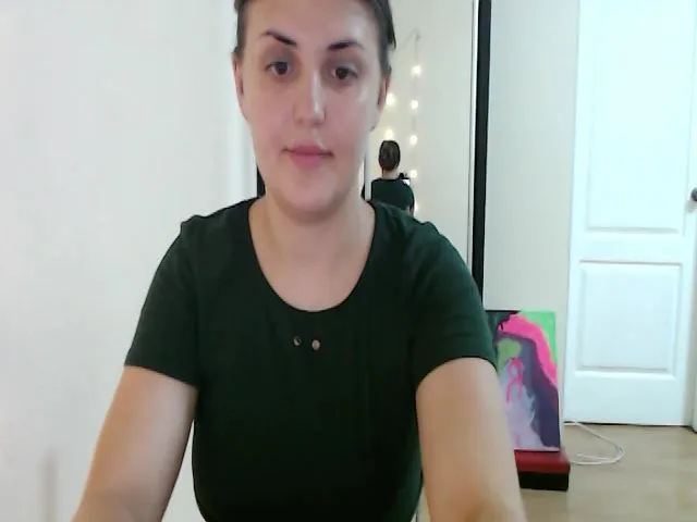 Live sex webcam photo for kitty_Mi_ #262821140