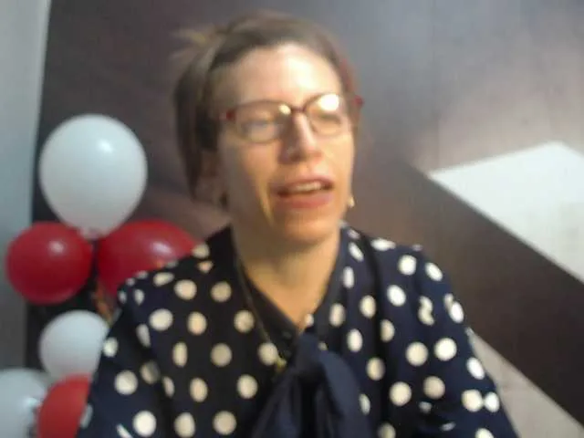 Live sex webcam photo for maturehot-1 #241129680