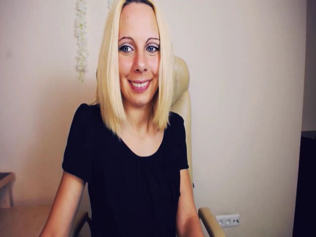 Live sex webcam photo for Casy_wow #256392129