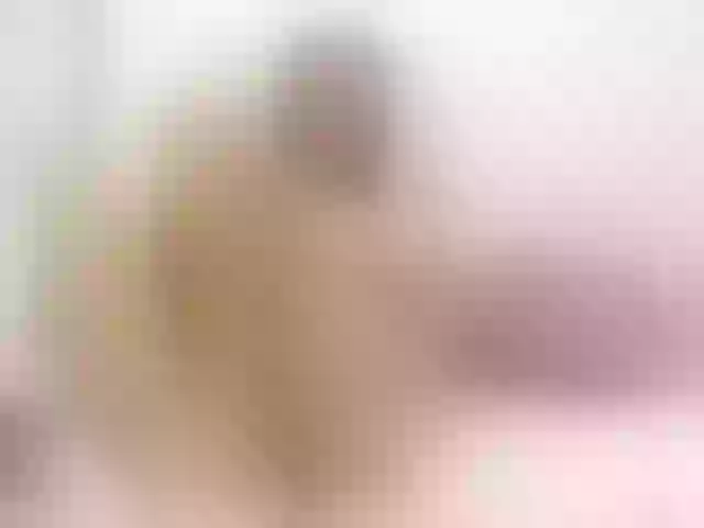 Live sex webcam photo for CarolaSallow #242373611