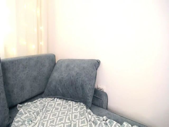 Live sex webcam photo for AlysaNightSky #259240416