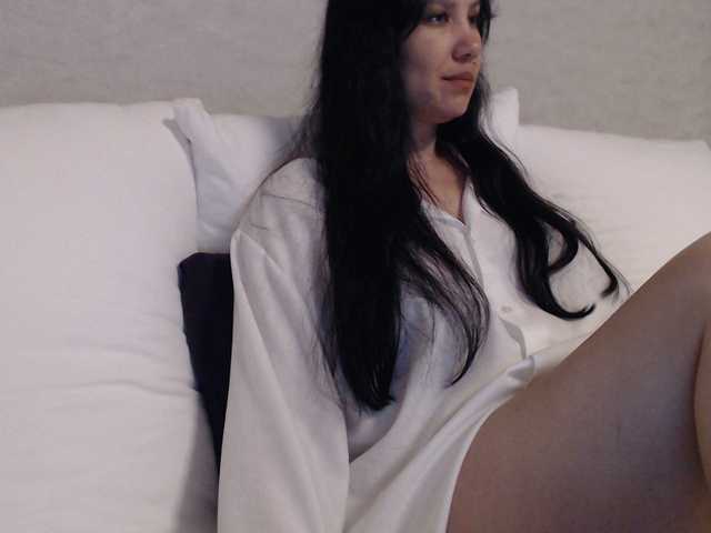 Live sex webcam photo for Bri #245539443