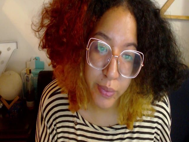 Live sex webcam photo for Sammy_00 #255799871