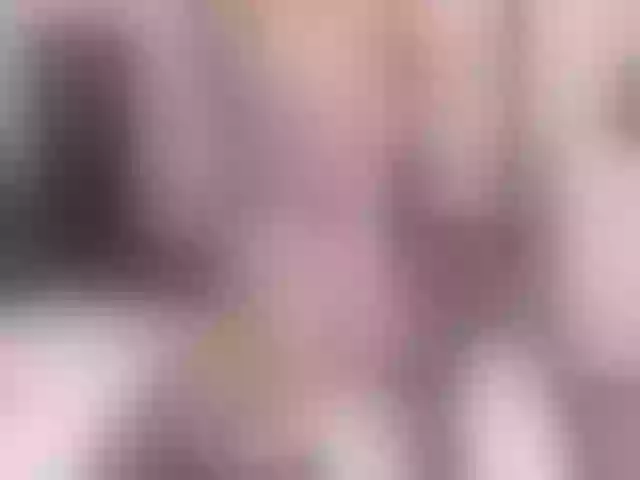 Live sex webcam photo for Lil__Bit #259734724