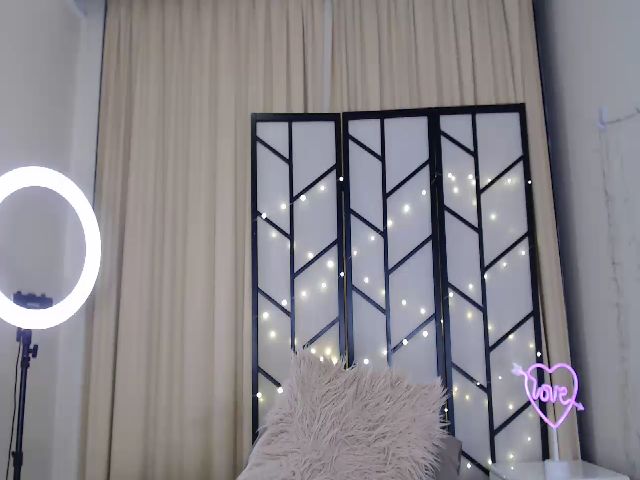 Live sex webcam photo for Missy_matrix #259271757