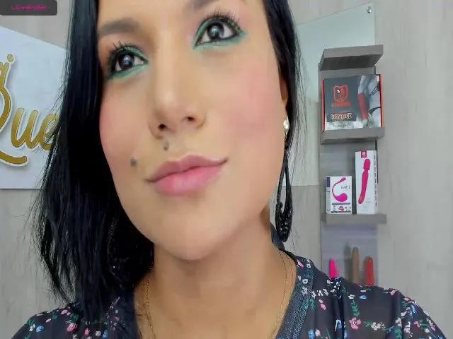 Live sex webcam photo for Jimena_saenz #262464766