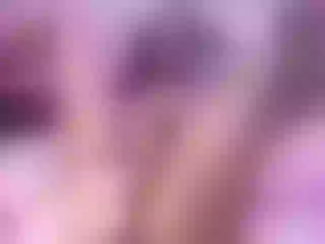 Live sex webcam photo for EmmySweett #264721666